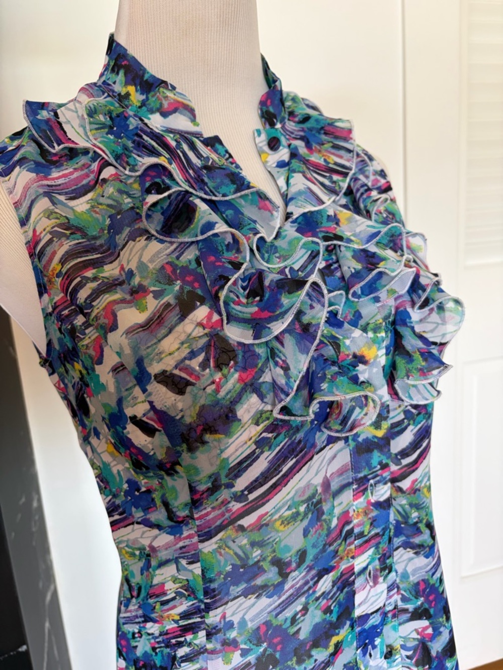 Tahari by Arthur Levin Sheer Sleeveless Ruffle Front Blouse Blue-Green